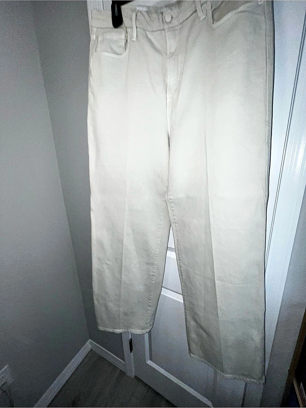 Good American Good Skate Jeans in Cream